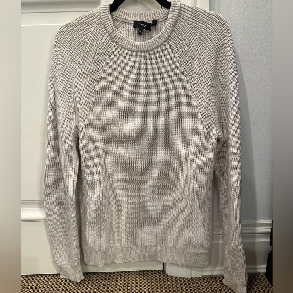 Theory Men’s 100% Merino Wool Sweater – Medium – Soft Luster Finish, Light Gray